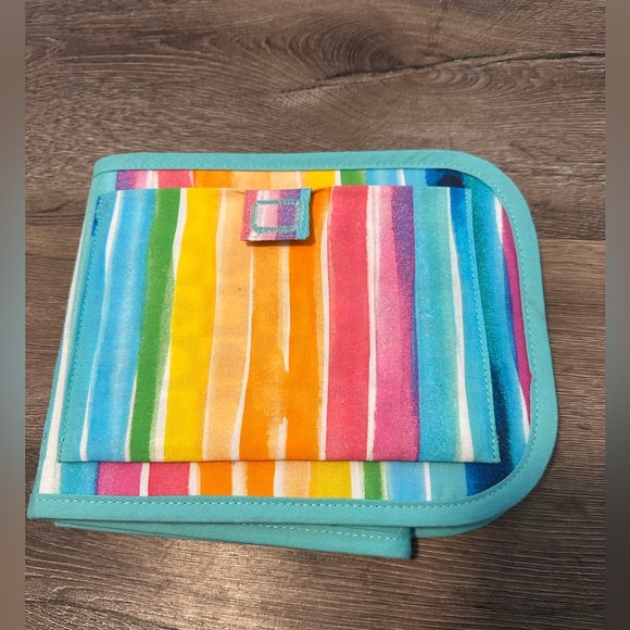 Lovevery Standing Card Holder from Looker Play Kit 0-12 weeks - Picture 5 of 6